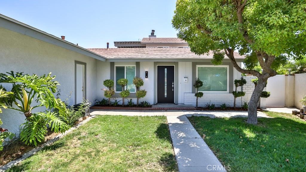 822 East Borchard Ave  