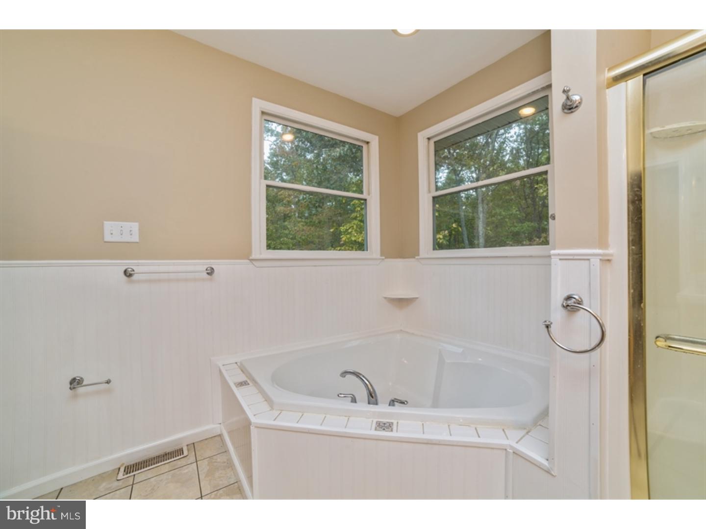 10 B Carranza Road, Unit B Vincentown, NJ 08088 - Photo 6 of 23 Gallery Image 6