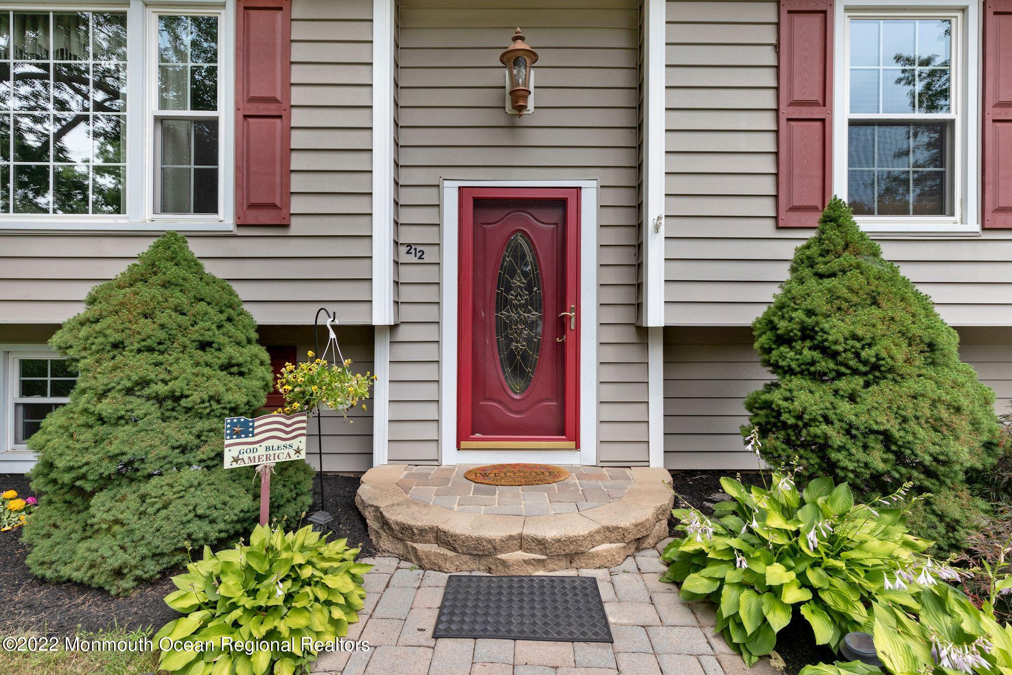 212 Weldon Road Manchester Township, NJ 08759 - Photo 5 of 55 005_212_WELDON_RD_387459_725623