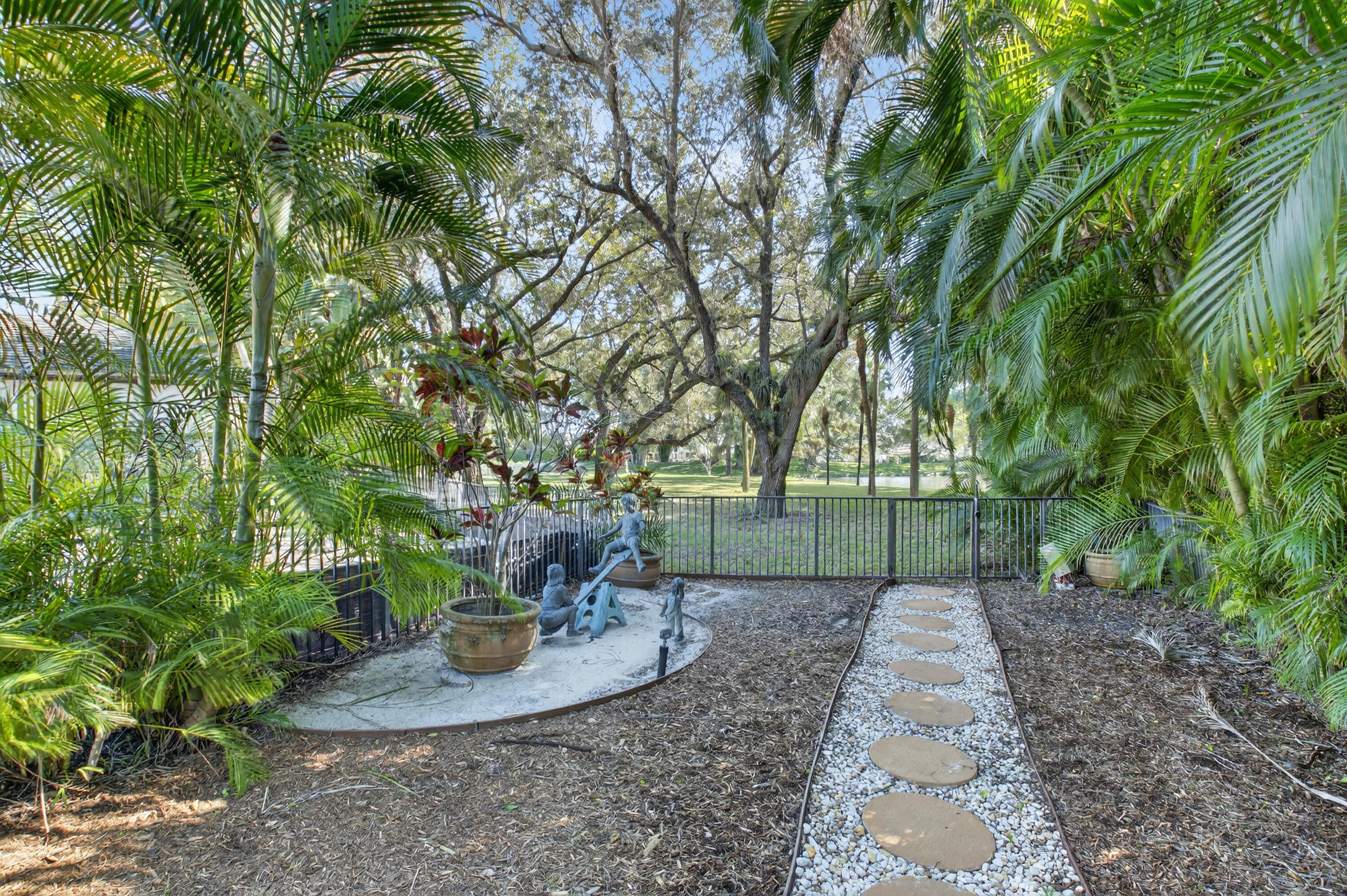 19682 Oakbrook Court Boca Raton, FL 33434 - Photo 36 of 85 DSC_5424
