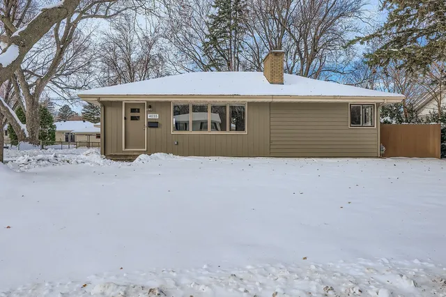 $355,900 | 4035 Louisiana Avenue North, New Hope, MN 55427