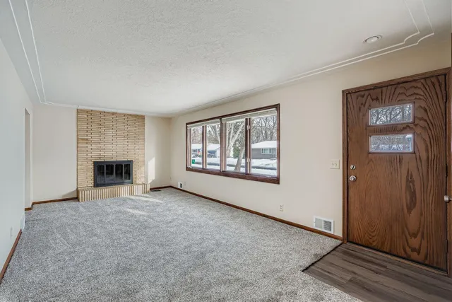 $355,900 | 4035 Louisiana Avenue North, New Hope, MN 55427