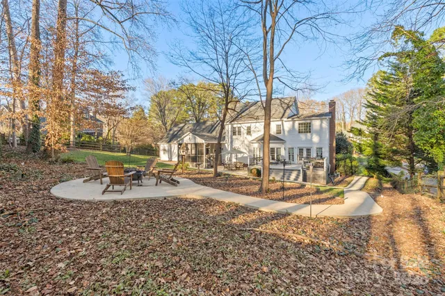 $850,000 | 4912 Dayspring Drive, Mint Hill, NC 28227