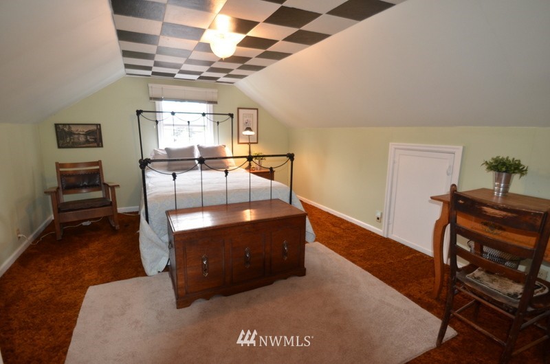 7322 Riverside Road East Sumner, WA 98390 - Photo 8 of 15