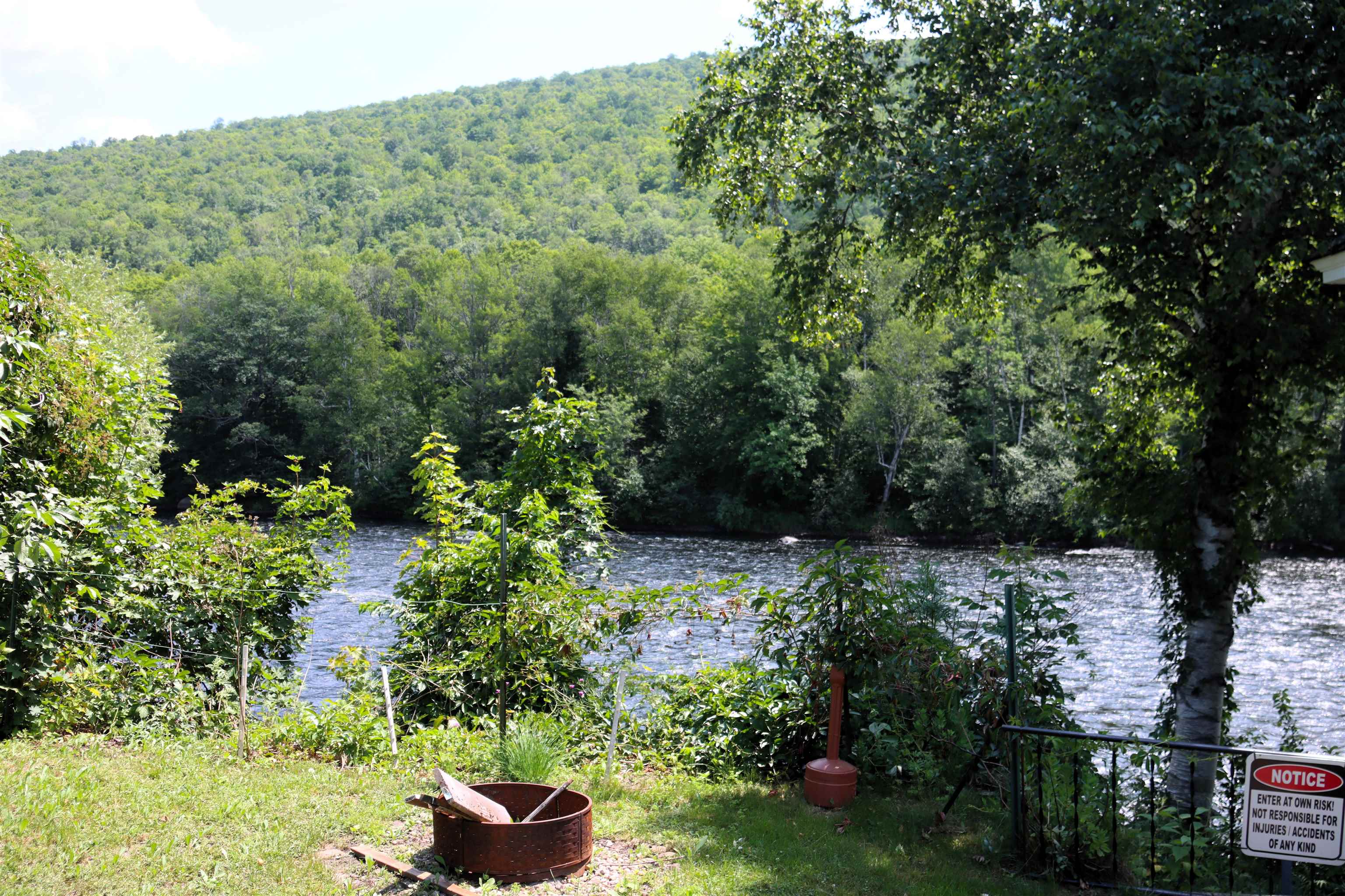 6 Cascade Flats Gorham, NH 03581 - Photo 32 of 34