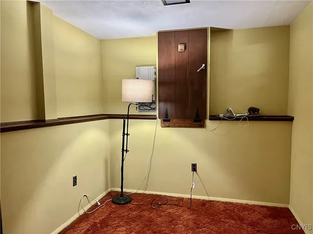 $269,900 | 8133 Duncowing Lane, Clay, NY 13041