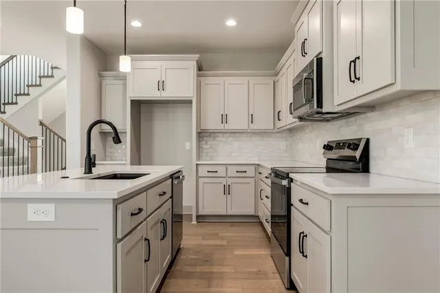 $503,500 | 28317 West 160th Street, Gardner, KS 66030