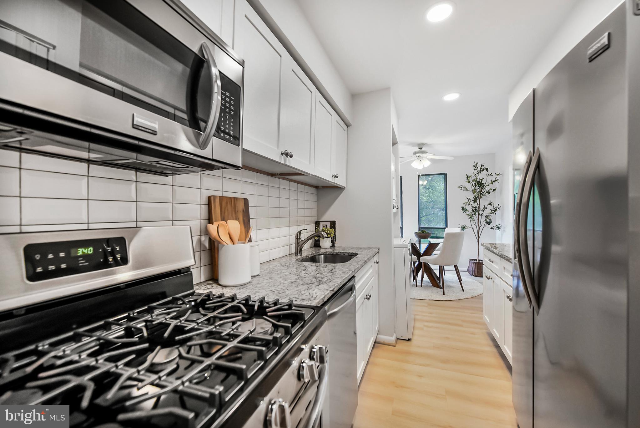 11224 Chestnut Grove Square, Unit 228 Reston, VA 20190 - Photo 9 of 20
