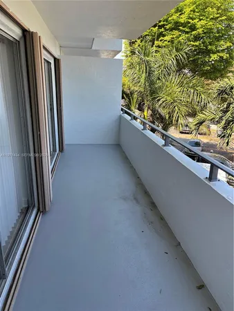 $1,850 | 7900 Camino Circle, Unit 308, Miami, FL 33143