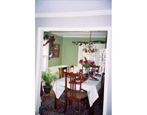 143 Walker Pond Road Sturbridge, MA 01566 - Photo 5 of 9
