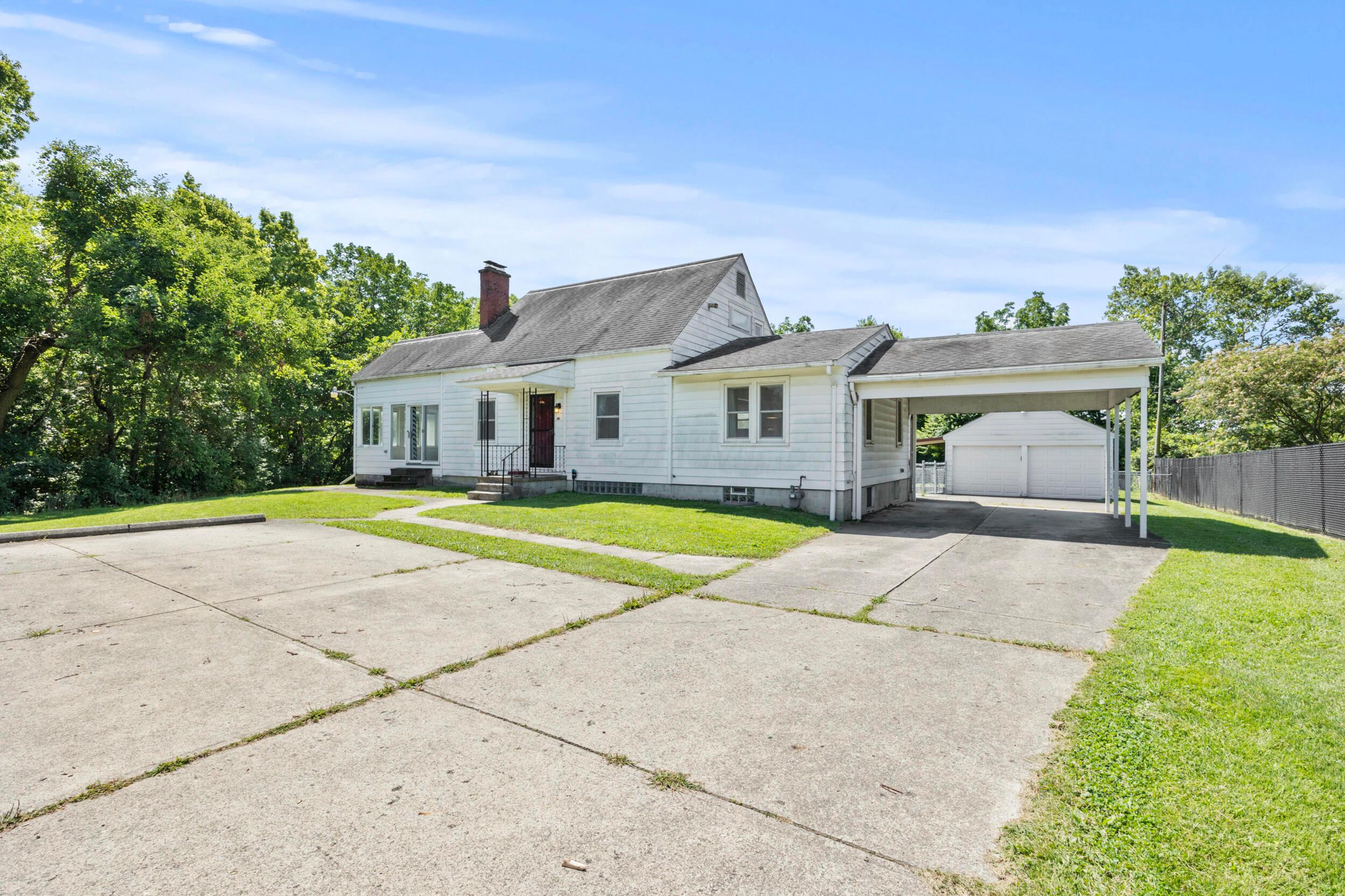 3309 Clime Road Columbus, OH 43223 - Photo 6 of 29 6_4x3a6196