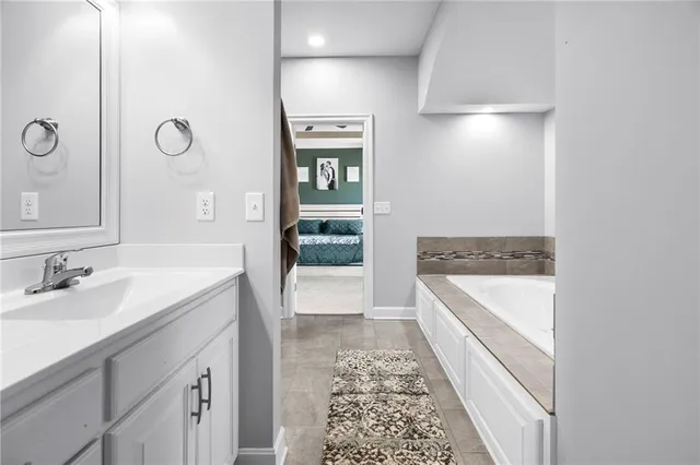 $360,000 | 807 Old Stage Road, Pleasant Hill, MO 64080