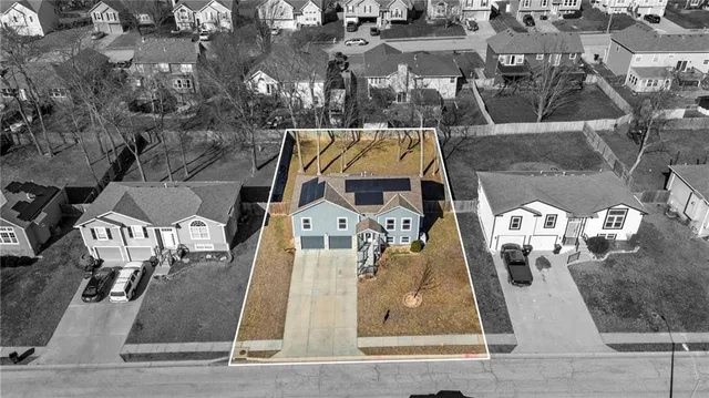 $360,000 | 807 Old Stage Road, Pleasant Hill, MO 64080