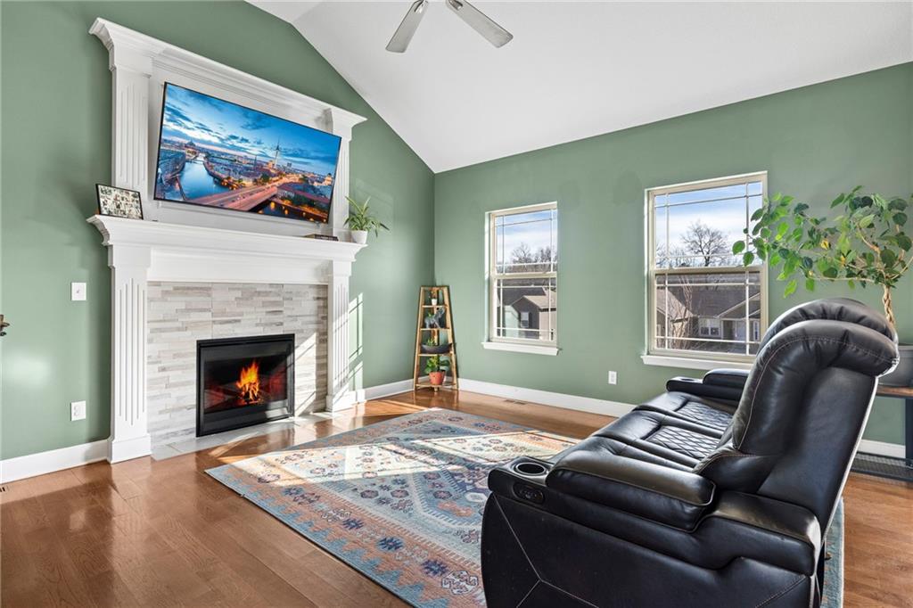 807 Old Stage Road Pleasant Hill, MO 64080 - Photo 9 of 38