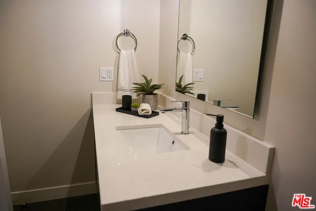 $4,642 | 520 North Central Avenue, Unit 1905, Glendale, CA 91203