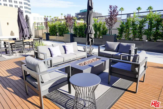 $4,642 | 520 North Central Avenue, Unit 1905, Glendale, CA 91203