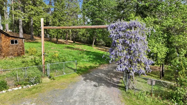 a house view with a outdoor space