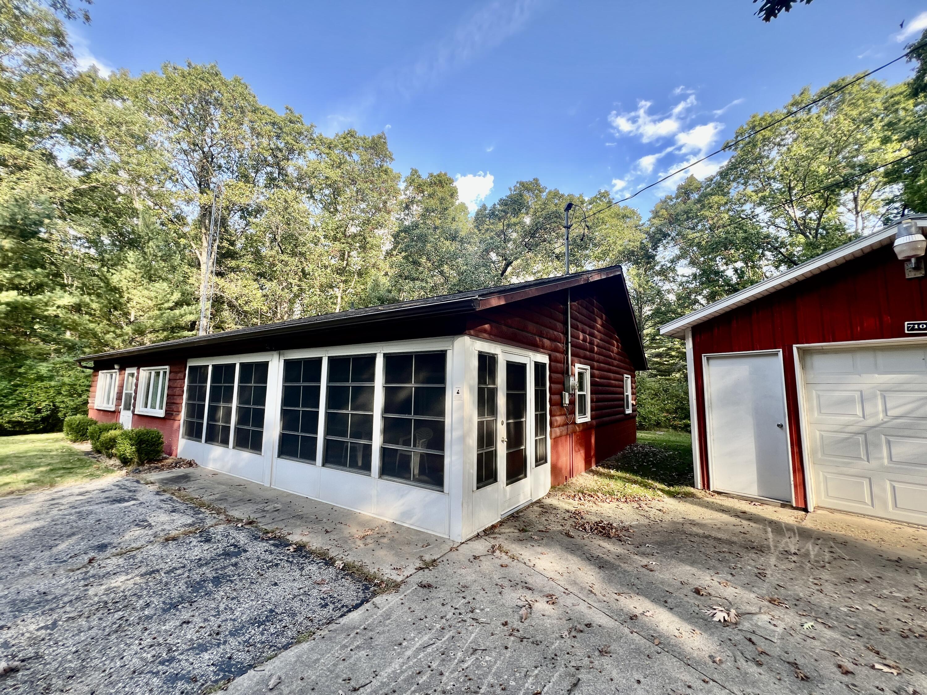 7100 Wever Road Fountain, MI 49410 - Photo 3 of 30 IMG_7559