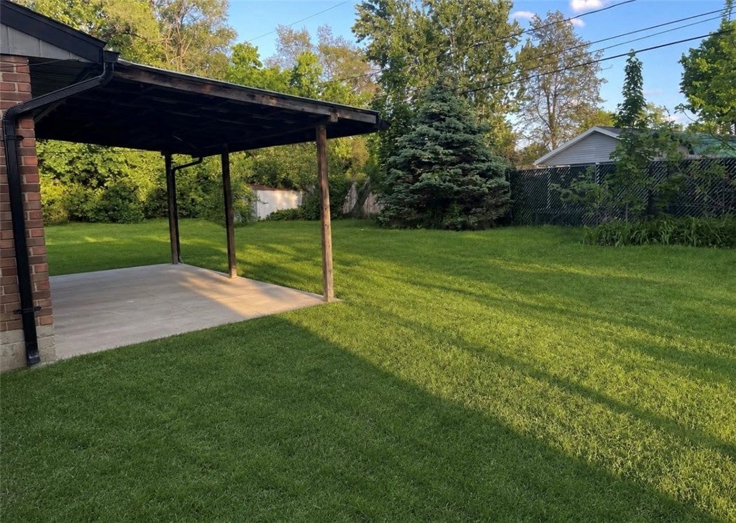 45 Elm Road Medway, OH 45341 - Photo 2 of 8 Gallery Image 2