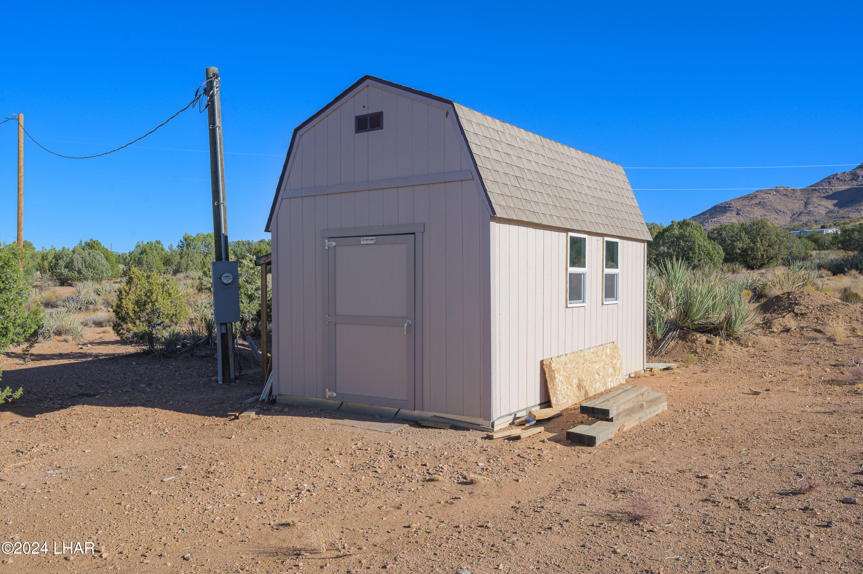 646 Lance Road Kingman, AZ 86401 - Photo 17 of 40 646 Lance Road-45