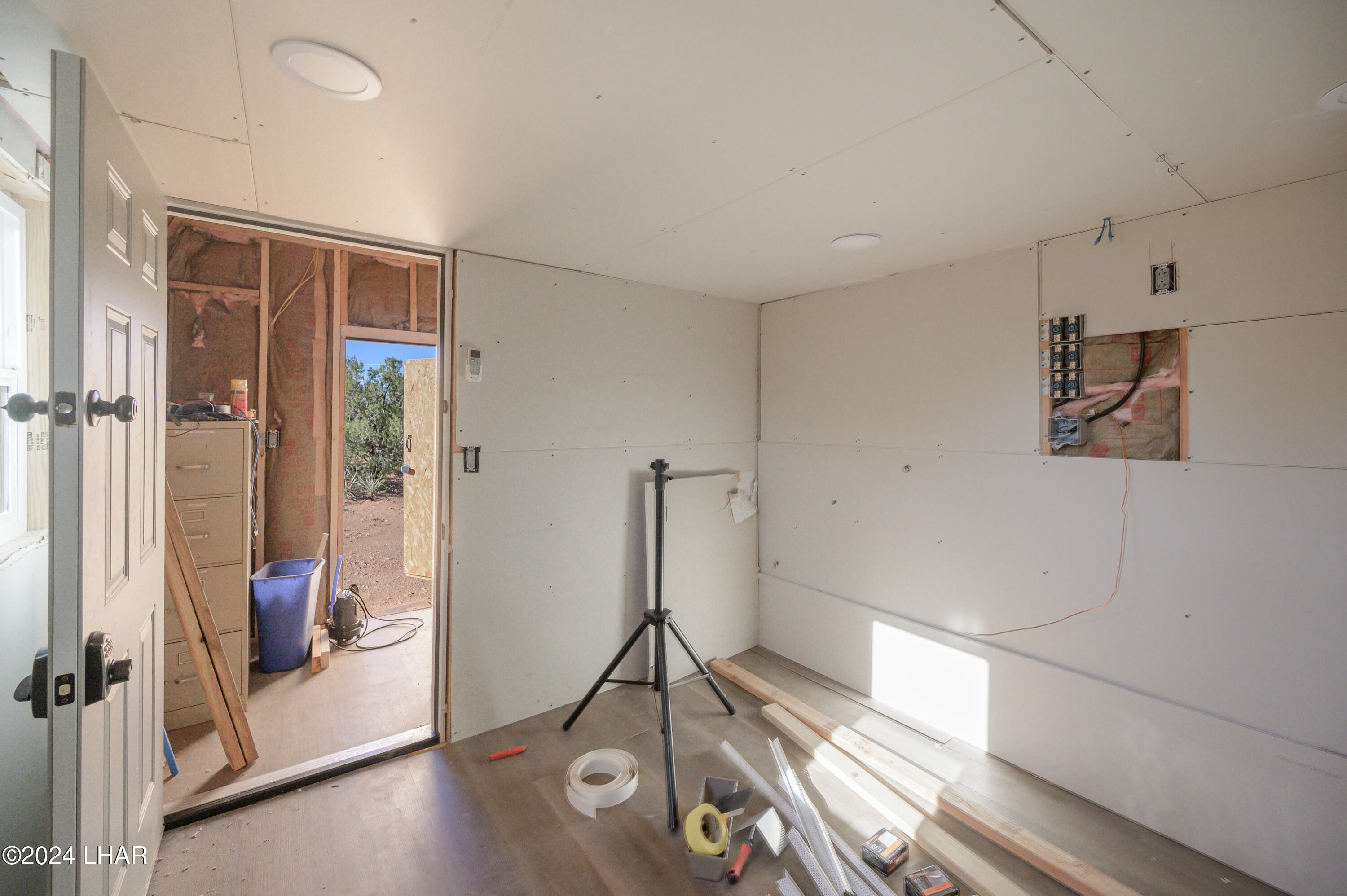 646 Lance Road Kingman, AZ 86401 - Photo 32 of 40 646 Lance Road-70