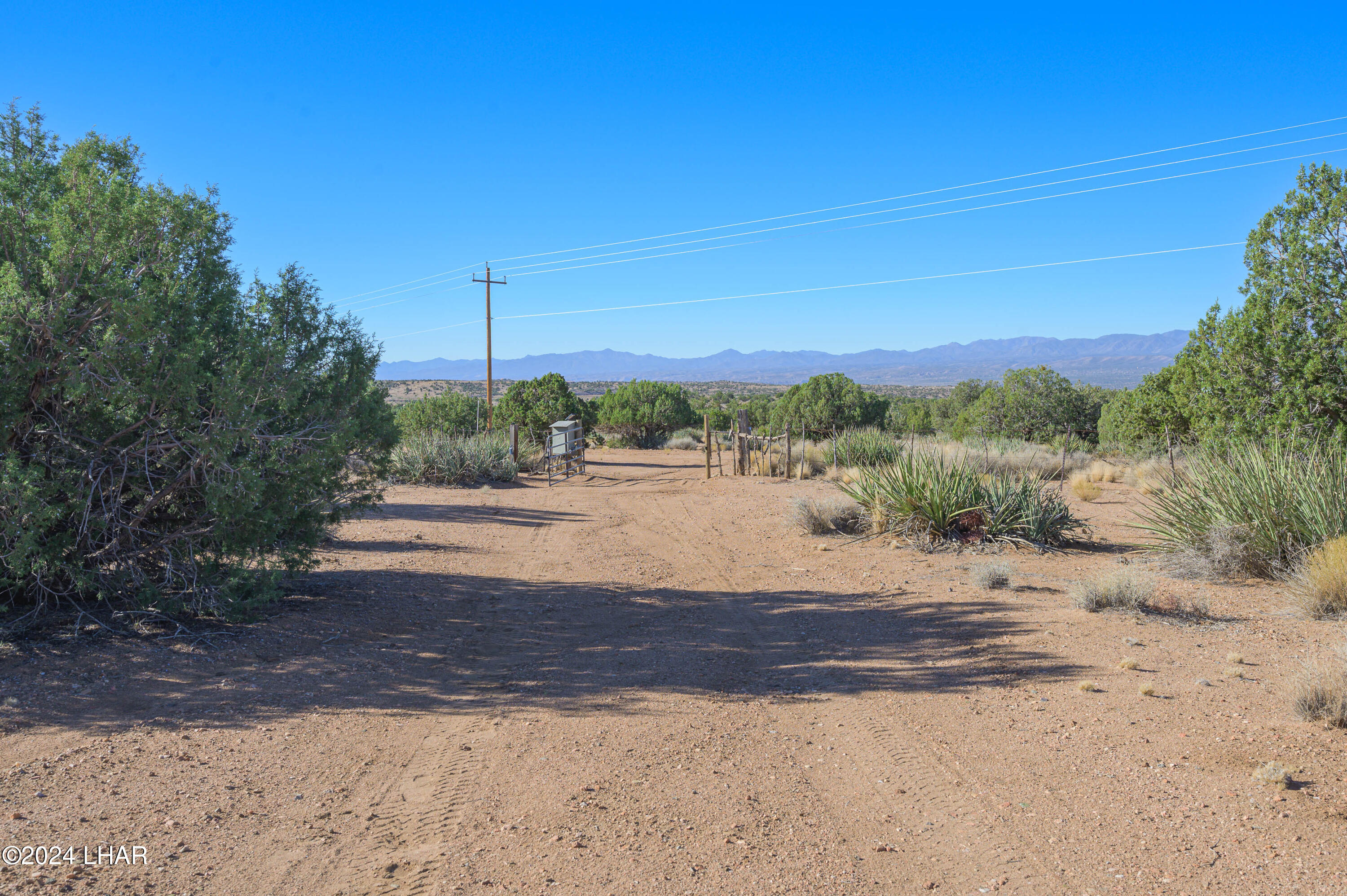 646 Lance Road Kingman, AZ 86401 - Photo 37 of 40 646 Lance Road-79