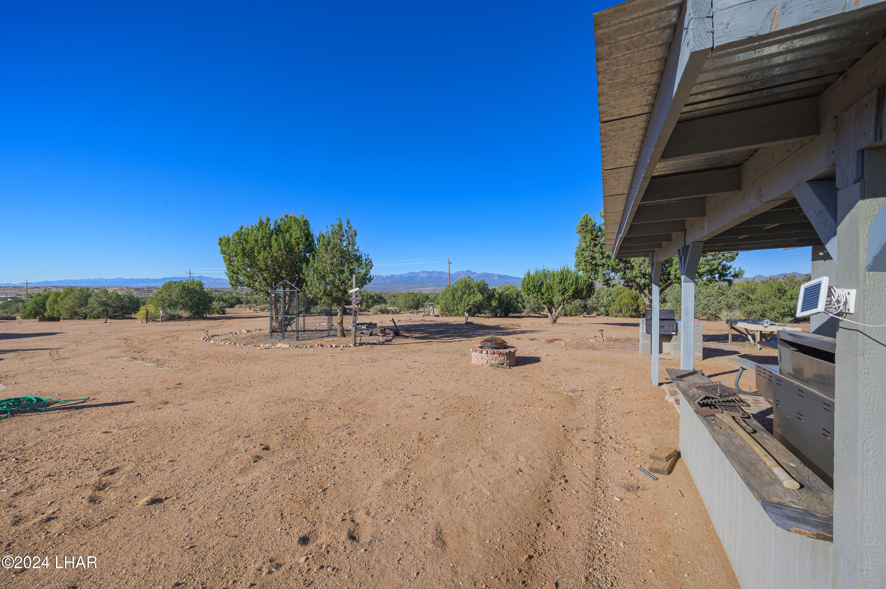 646 Lance Road Kingman, AZ 86401 - Photo 10 of 40 646 Lance Road-36