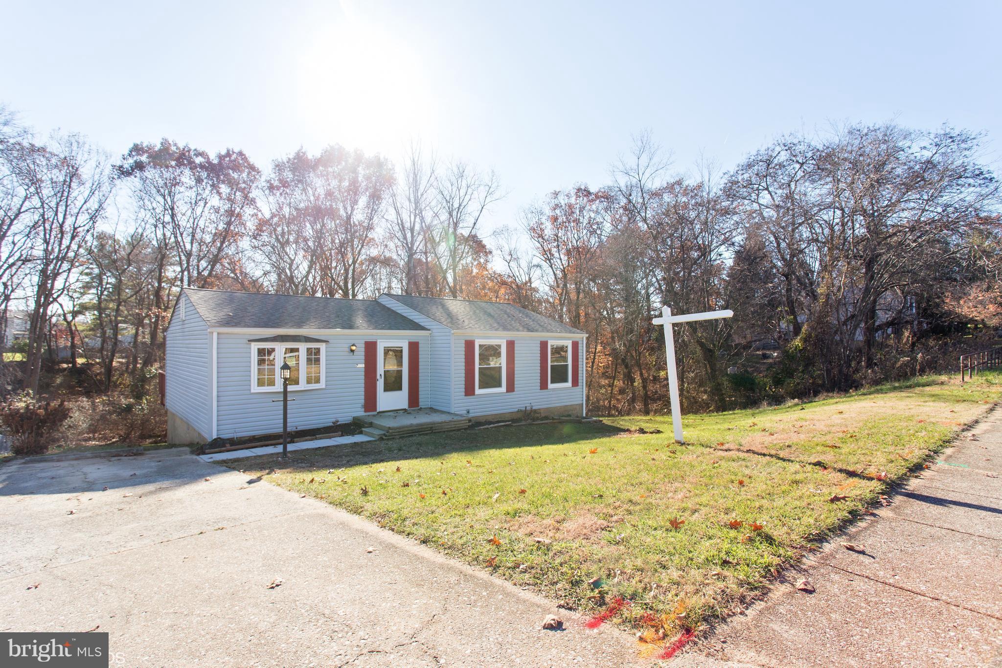 7313 Inwood Avenue Baltimore, MD 21228 - Photo 24 of 27 Exterior (Side View)