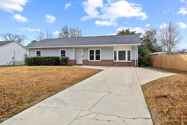 $234,900 | 1041 Birchwood Lane, Jacksonville, NC 28546