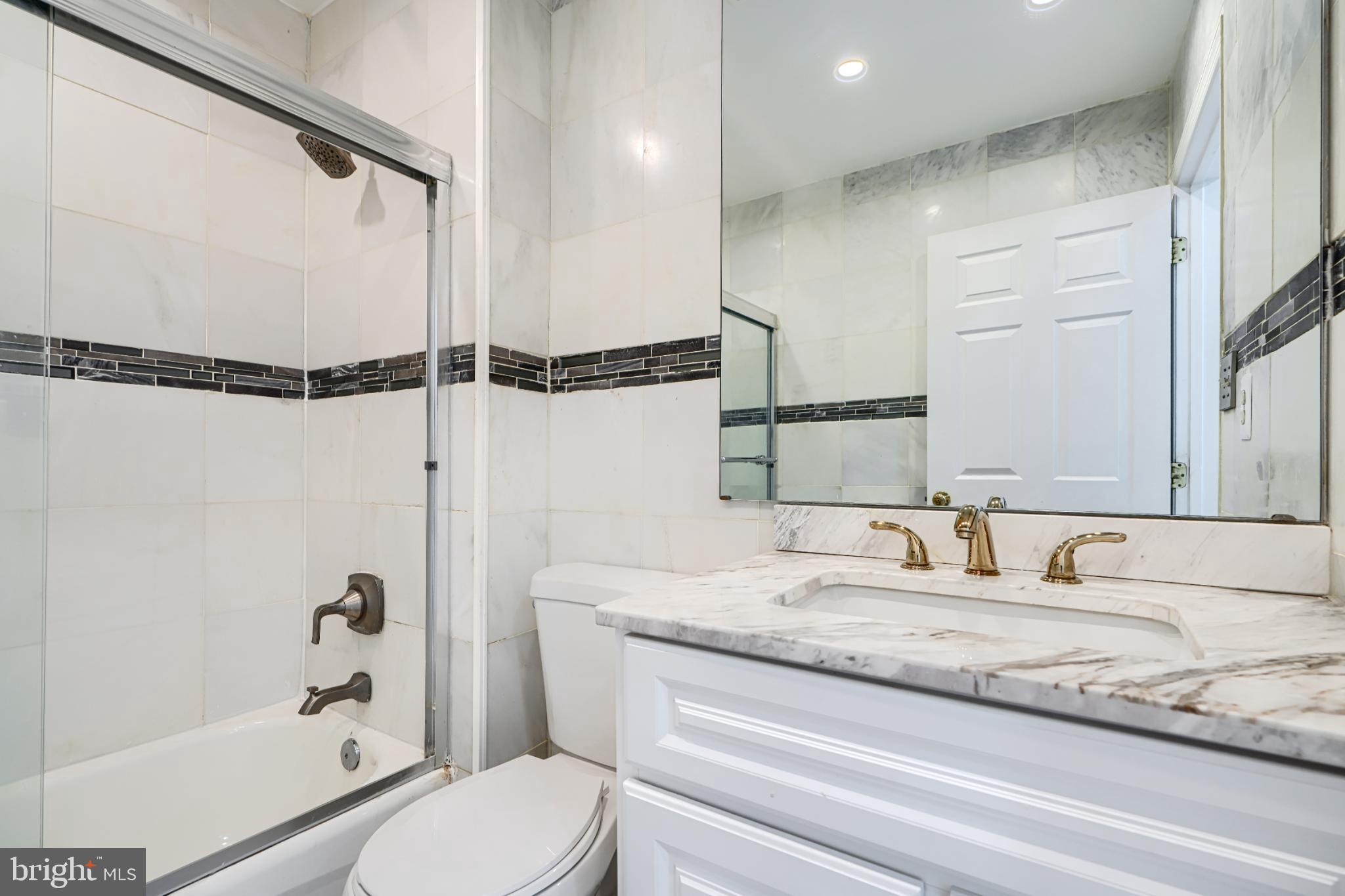 703 George Street Baltimore, MD 21201 - Photo 14 of 27 Elegant bathroom with modern finishes.