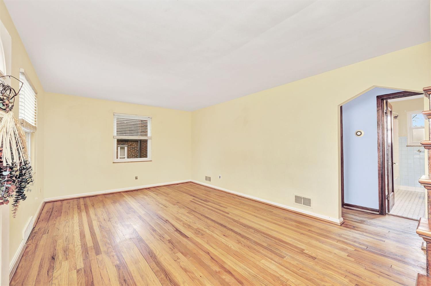 2889 West Galbraith Road Cincinnati, OH 45239 - Photo 8 of 33 Gallery Image 8