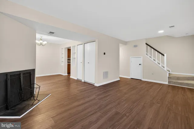 $2,400 | 13045 Thyme Court, Germantown, MD 20874