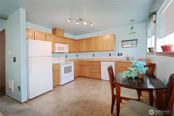 $385,000 | 1002 108th St Court East, Unit 23, Tacoma, WA 98445