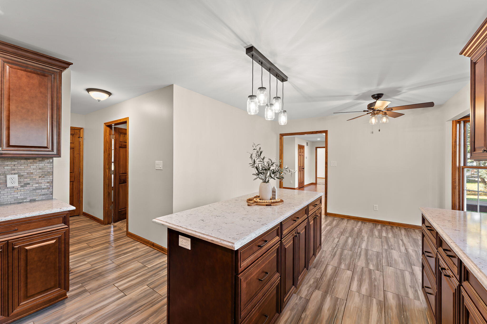 375 Reif Drive Hebron, IN 46341 - Photo 23 of 58 2048x1365