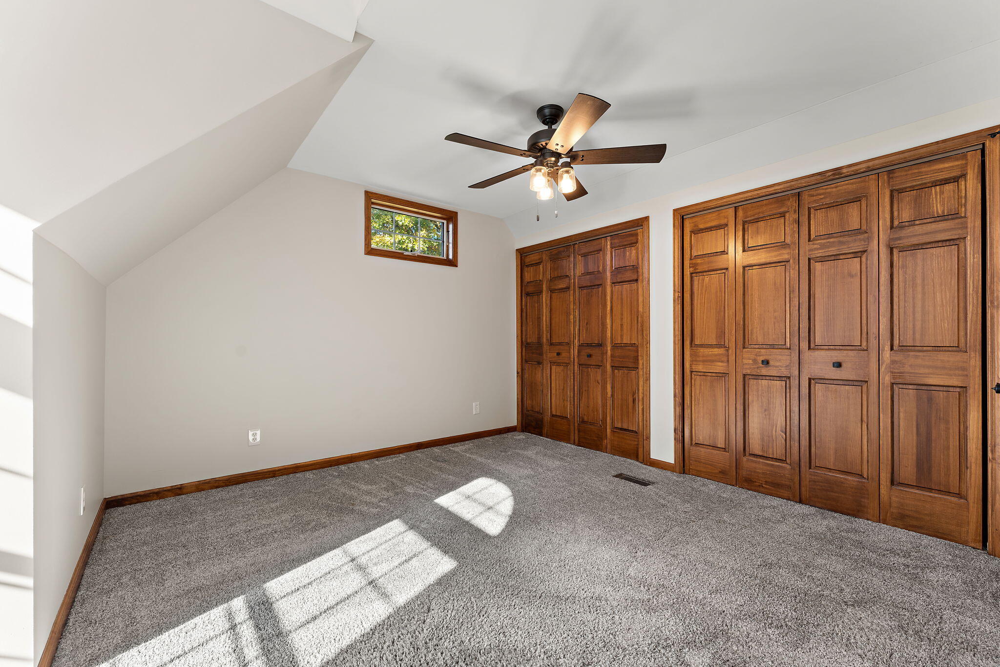 375 Reif Drive Hebron, IN 46341 - Photo 36 of 58 a view of empty room with ceiling fan