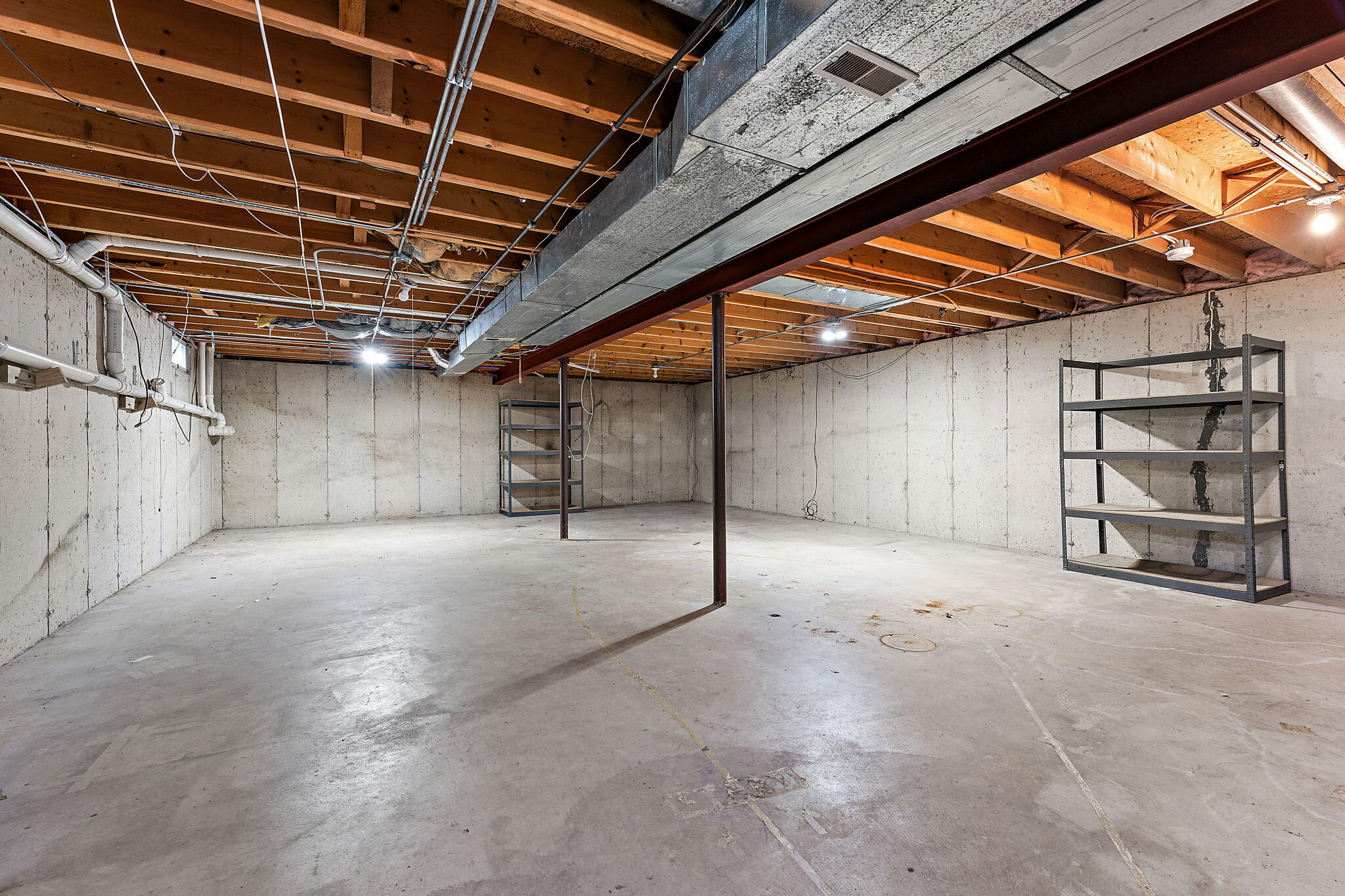 375 Reif Drive Hebron, IN 46341 - Photo 40 of 58 2048x1365