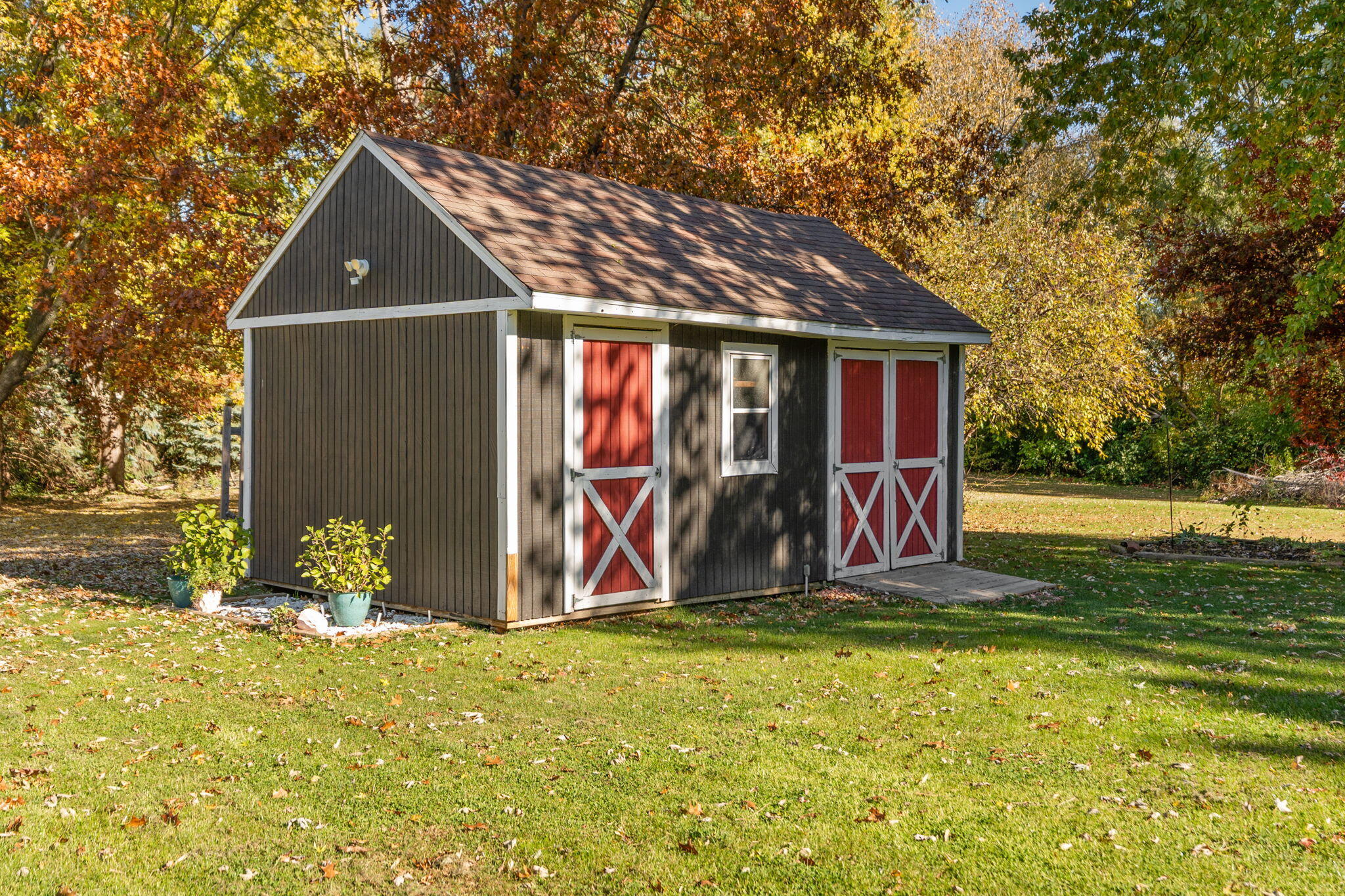 375 Reif Drive Hebron, IN 46341 - Photo 50 of 58 a view of outdoor space and yard