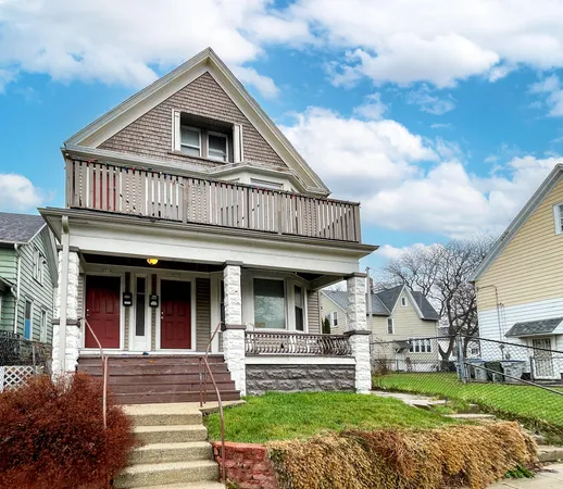 $1,450 | 2214 North Holton Street, Unit UPPR, Milwaukee, WI 53212