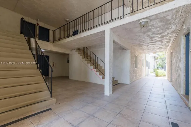 $1,750 | 8605 Southwest 68th Court, Unit 22, Pinecrest, FL 33156