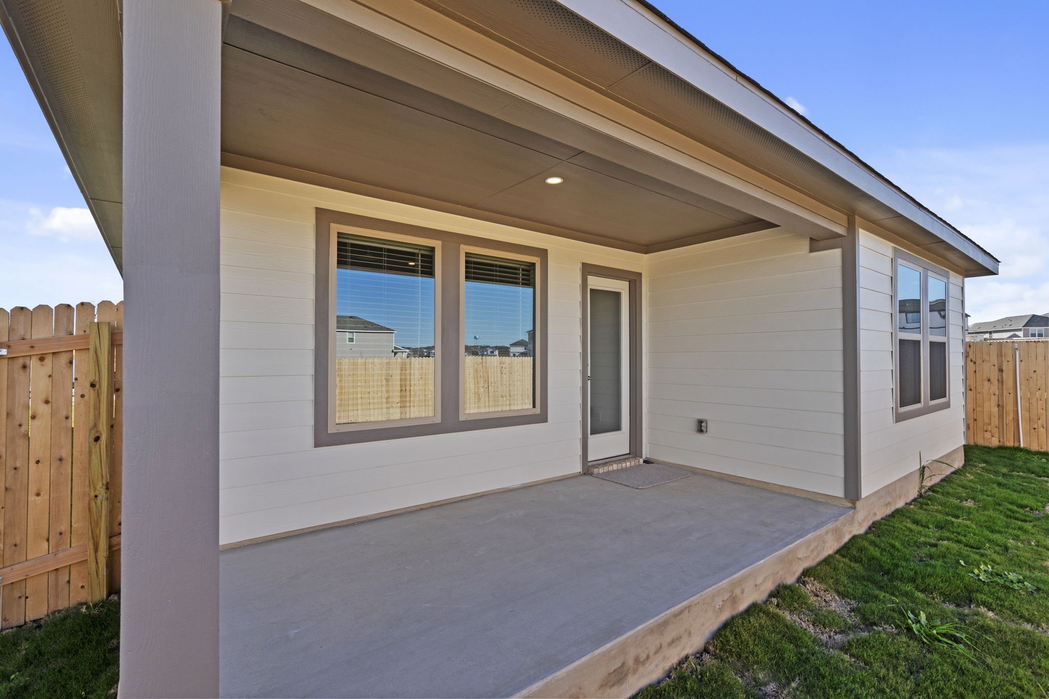 125 Hatari Trail Jarrell, TX 76537 - Photo 27 of 40