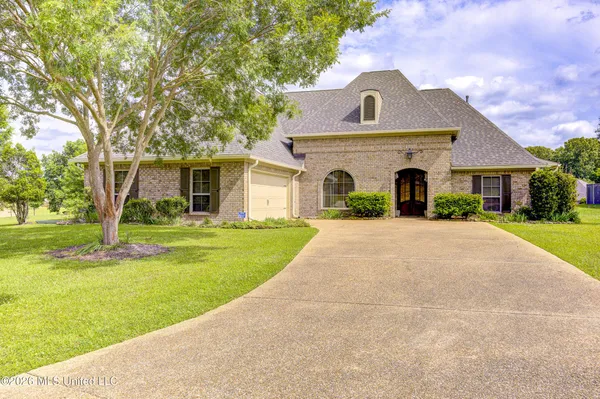 $449,900 | 219 Madison Ridge Road, Vicksburg, MS 39180