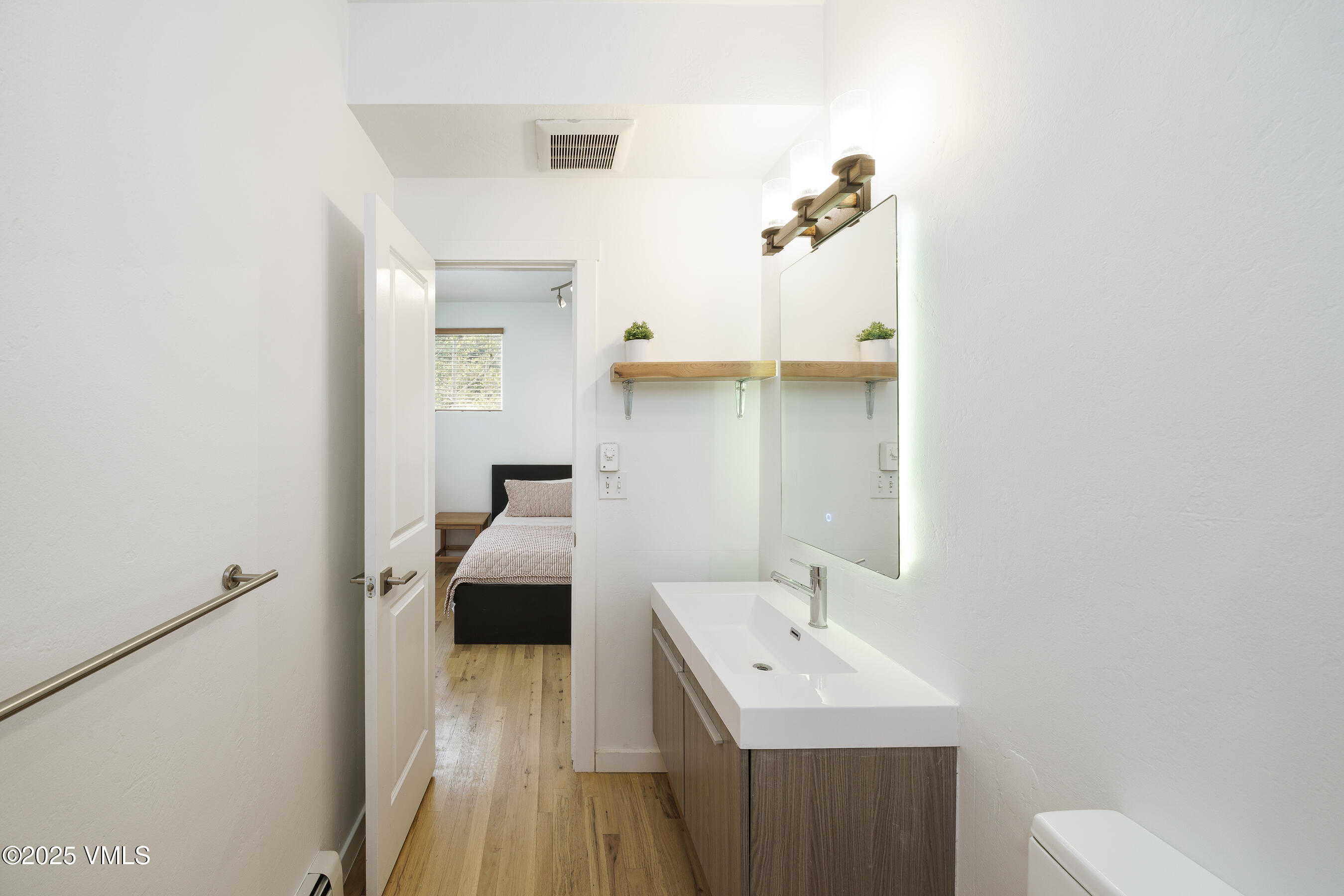 511 Metcalf Road, Unit J30 Avon, CO 81620 - Photo 18 of 30 Metcalf_Lofts_J30_052