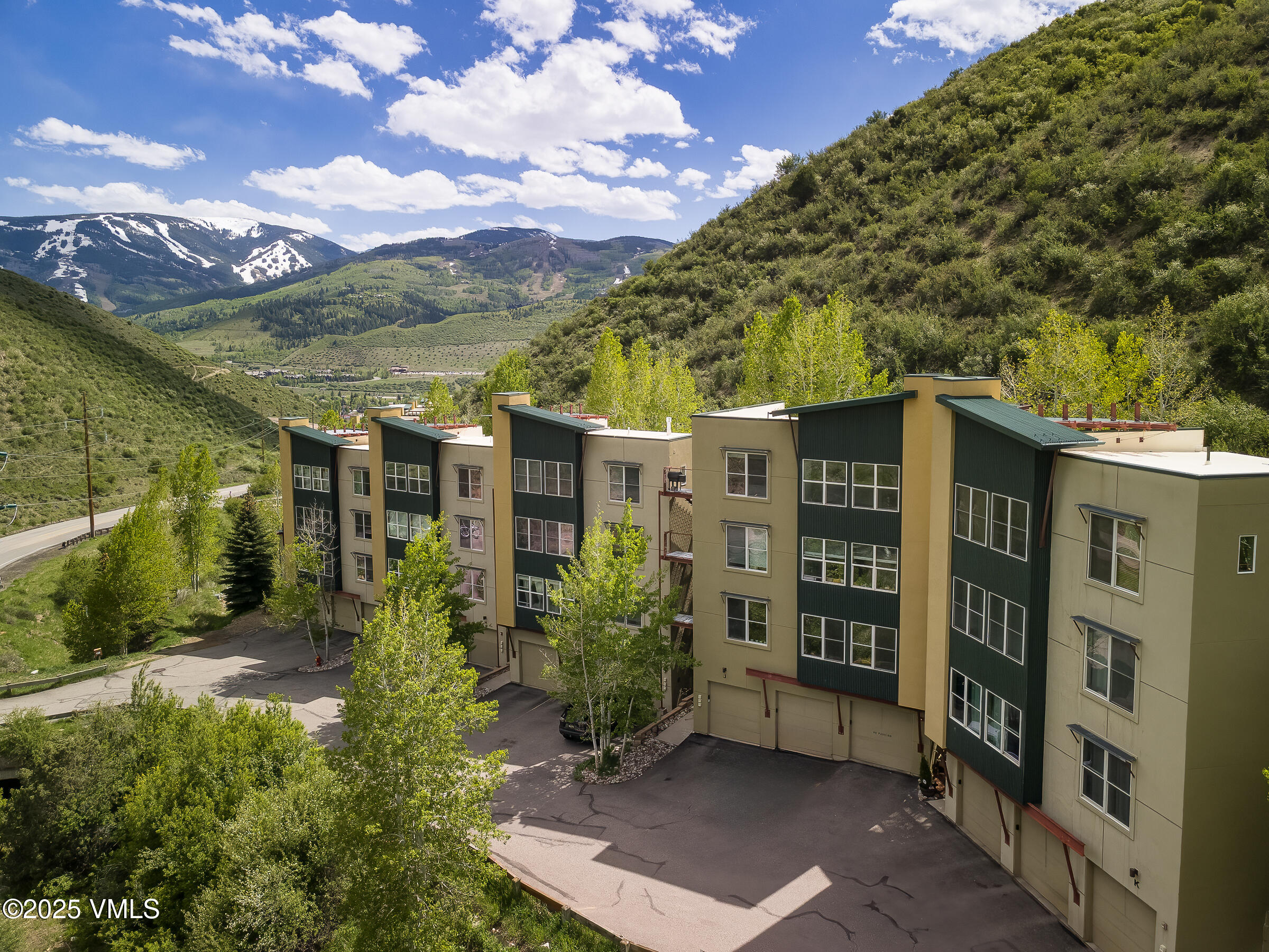 511 Metcalf Road, Unit J30 Avon, CO 81620 - Photo 27 of 30 Metcalf_Lofts_J30_021