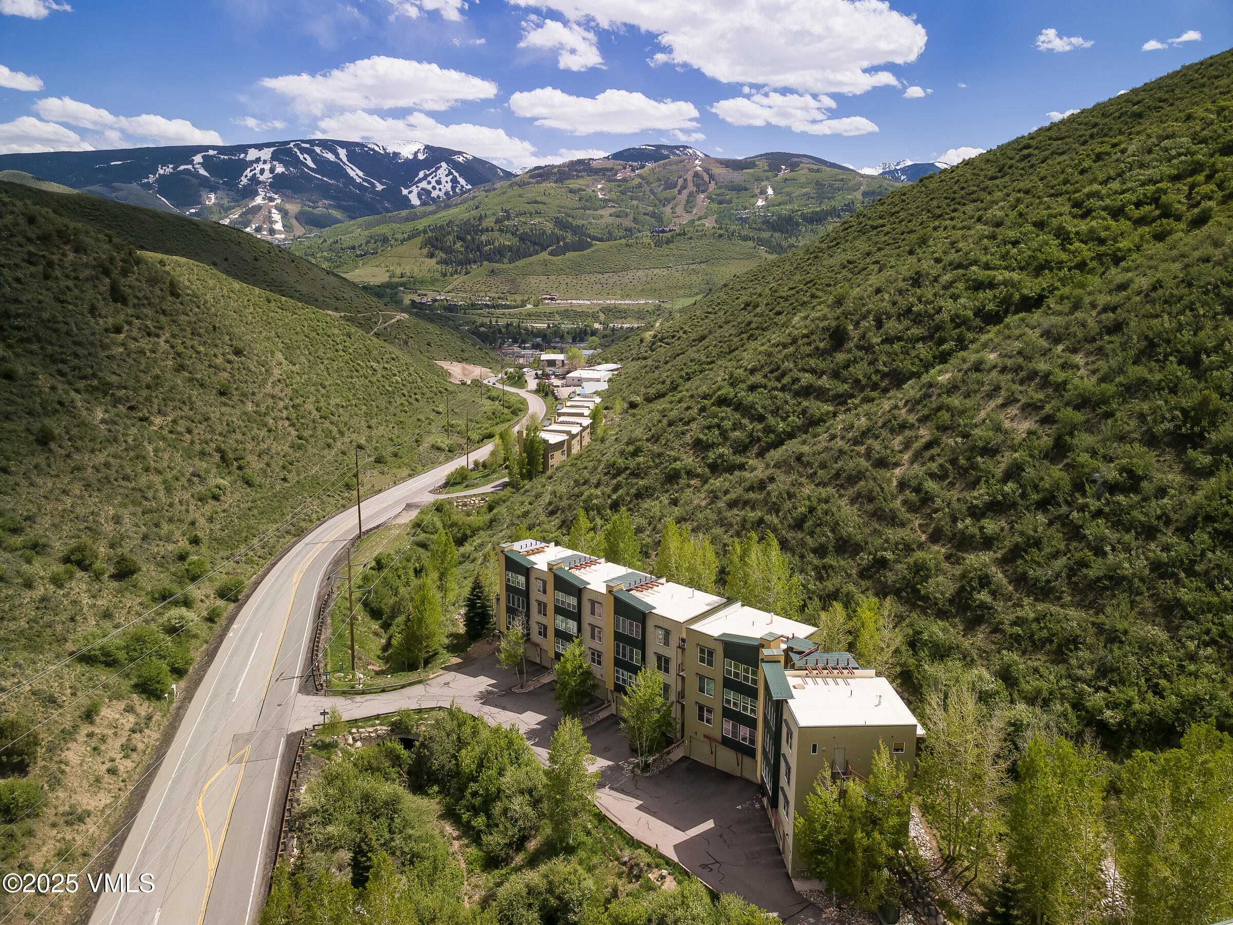 511 Metcalf Road, Unit J30 Avon, CO 81620 - Photo 28 of 30 Metcalf_Lofts_J30_010