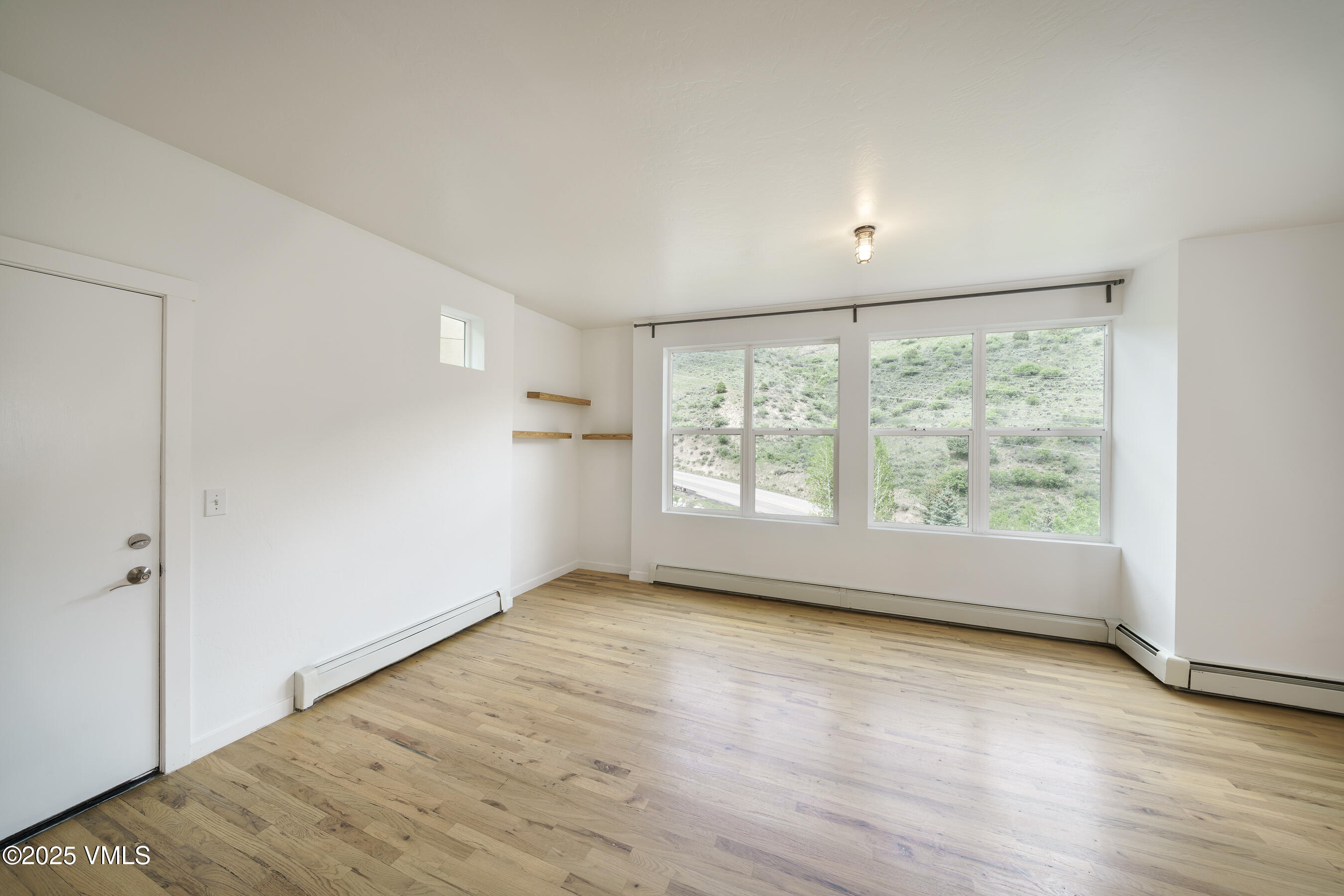 511 Metcalf Road, Unit J30 Avon, CO 81620 - Photo 7 of 30 Metcalf_Lofts_J30_041