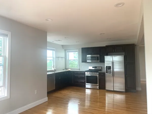 $3,750 | 76 Eleanor Street, Unit 2, Chelsea, MA 02150