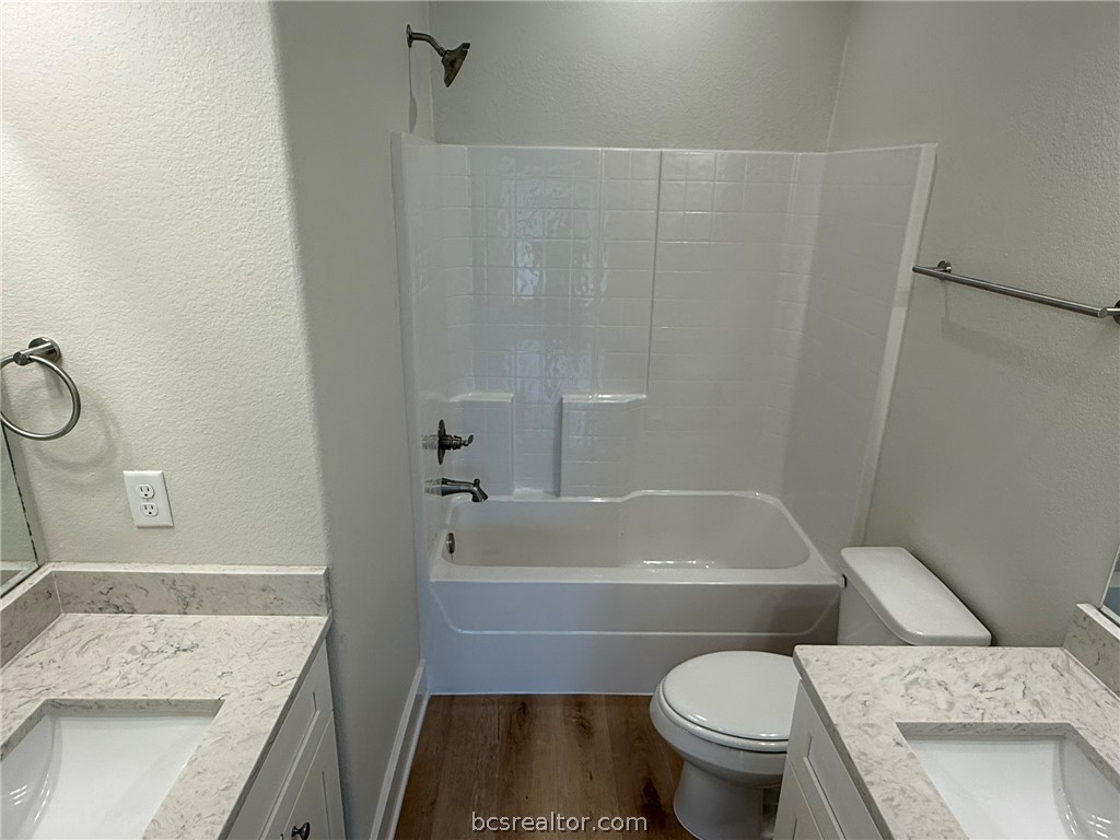 4107 Laura Lane Bryan, TX 77803 - Photo 8 of 16