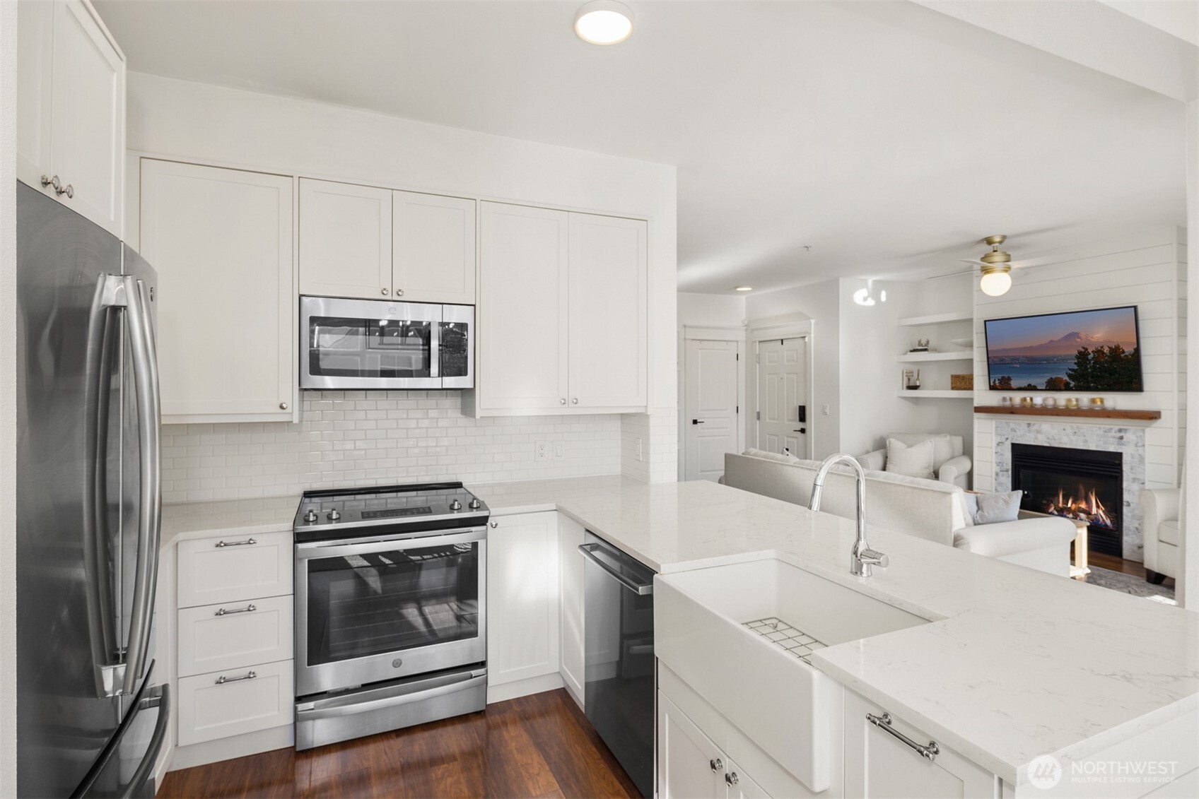 23420 Southeast Black Nugget Road, Unit A204 Issaquah, WA 98029 - Photo 23 of 36