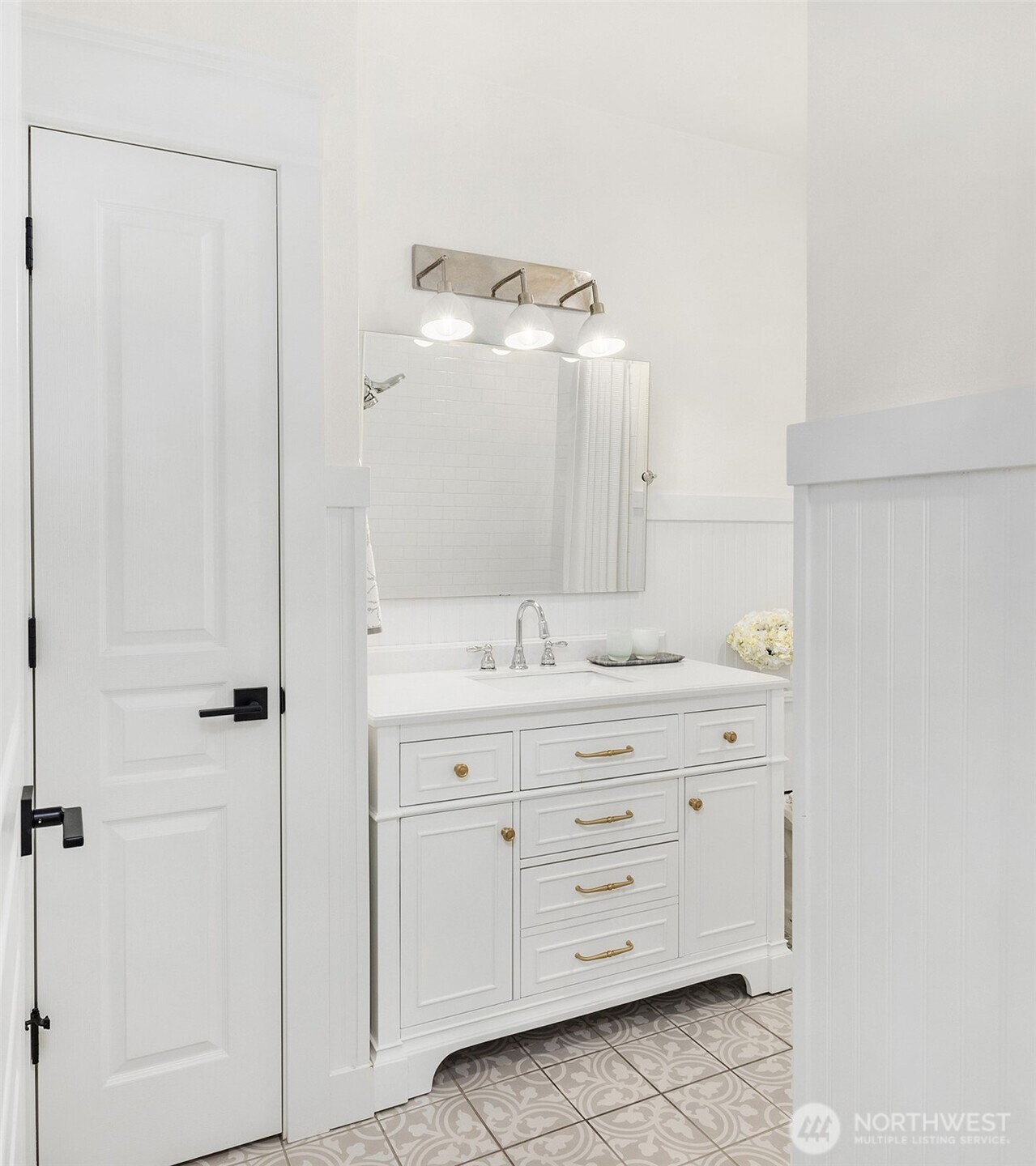 23420 Southeast Black Nugget Road, Unit A204 Issaquah, WA 98029 - Photo 27 of 36