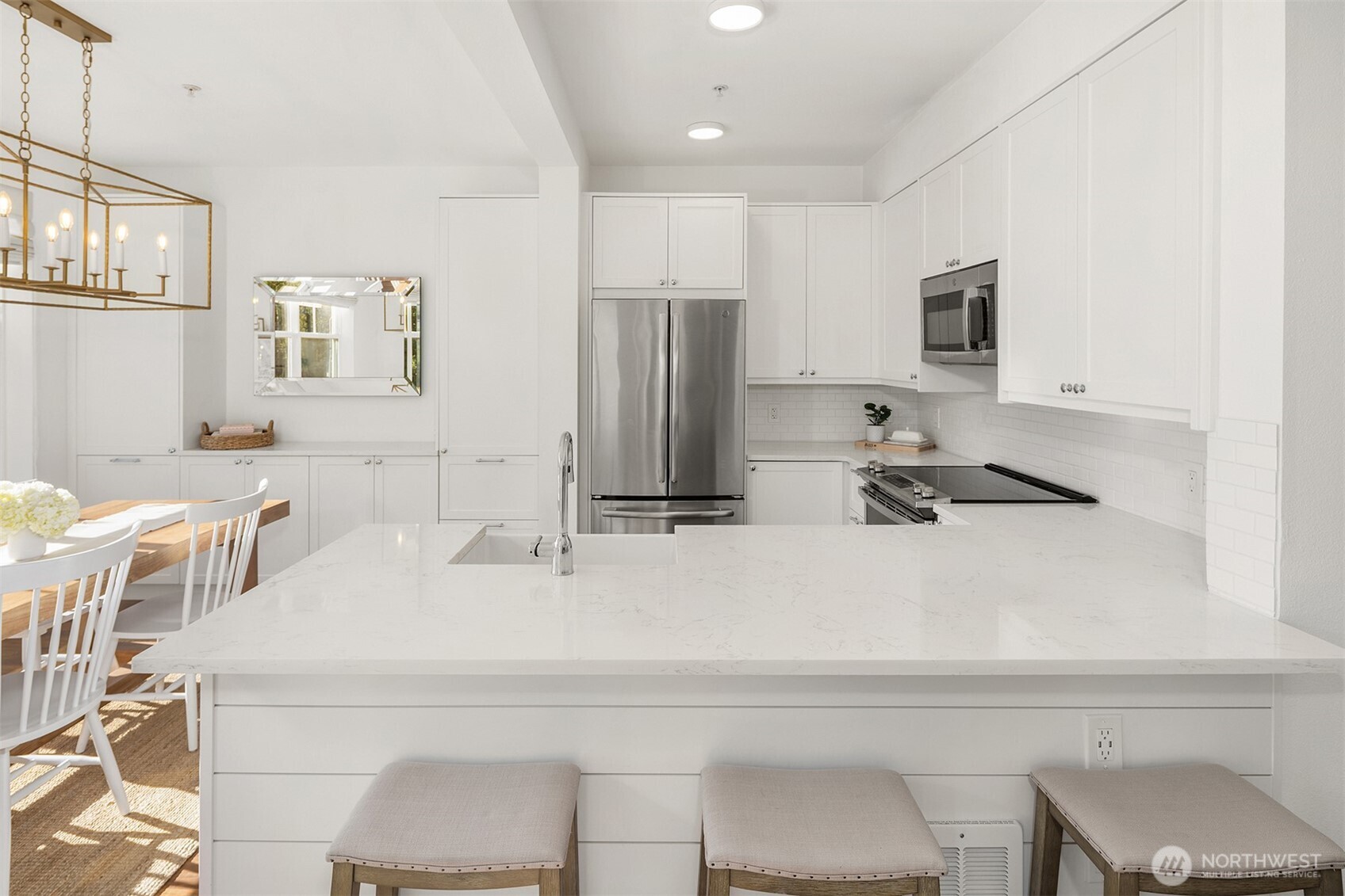 23420 Southeast Black Nugget Road, Unit A204 Issaquah, WA 98029 - Photo 4 of 36